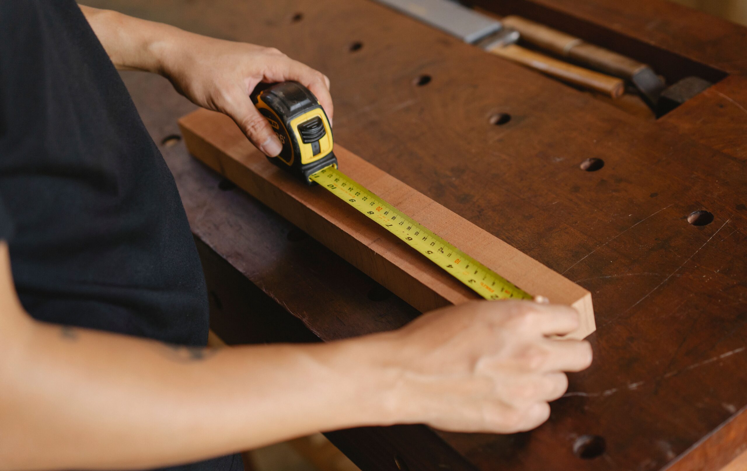 Hoe zaag je hout recht? 7 handige tips voor een rechte zaagsnede